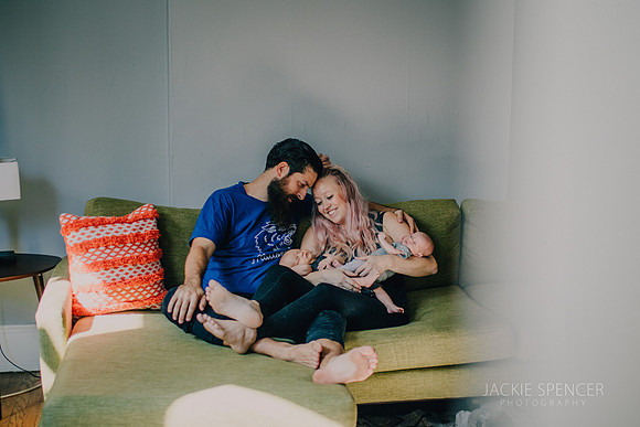 chicago newborn lifestyle photographer - hahn family - 2017-12